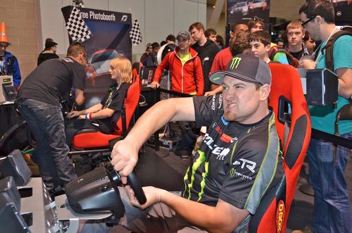 Need for Speed Shift 2: Unleashed - Фотоотчет с выставки PAX EAST. День второй.