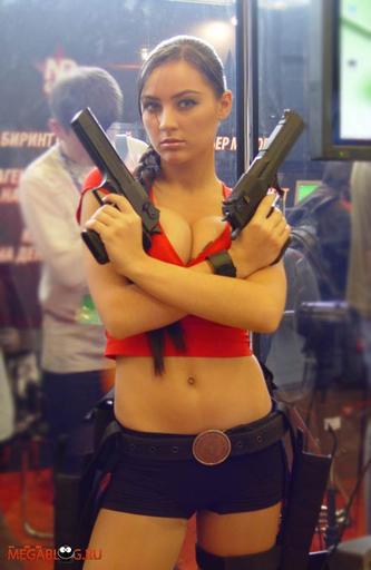 Tomb Raider: Легенда - Модель Лары Крофт на КРИ-2006