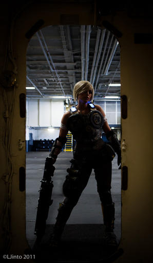 Gears of War 3 - Косплей Ани Страуд (Meagan Vanburkleo and Jessica Nigri) UPD