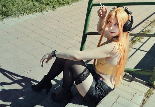 Девушка дня - Fiora-solo-top